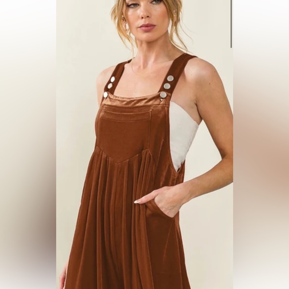 New Wide Leg Velvet Jumpsuit Overalls with Pockets - Picture 7 of 7